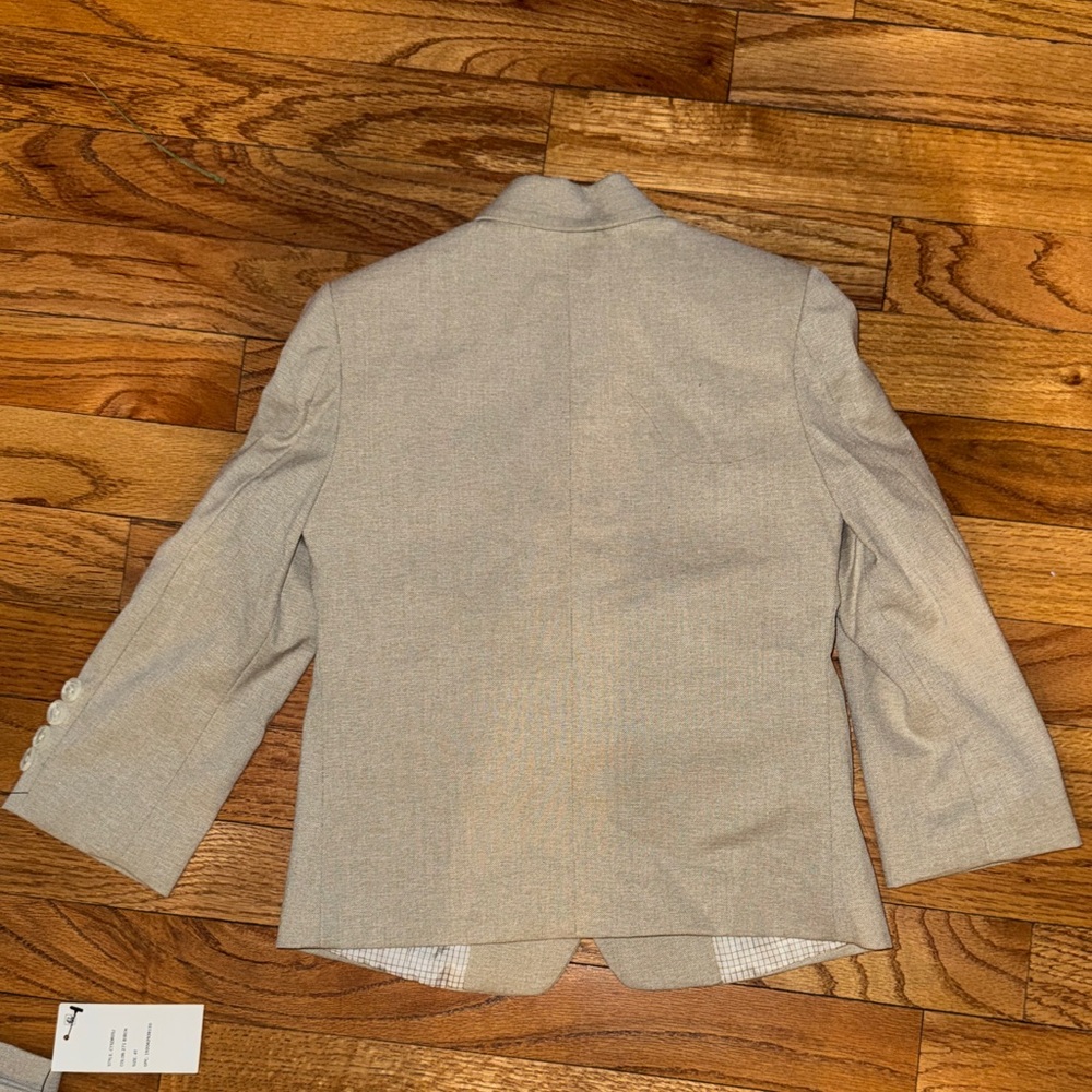 Calvin‎ Klein Light birch Blazer size 4T. NWT. Suit jacket - Picture 4 of 4